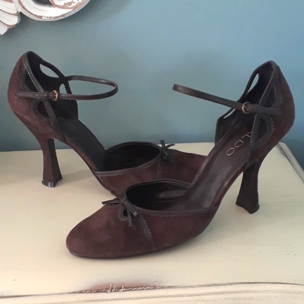 # Aldo brown suede strappy heels
